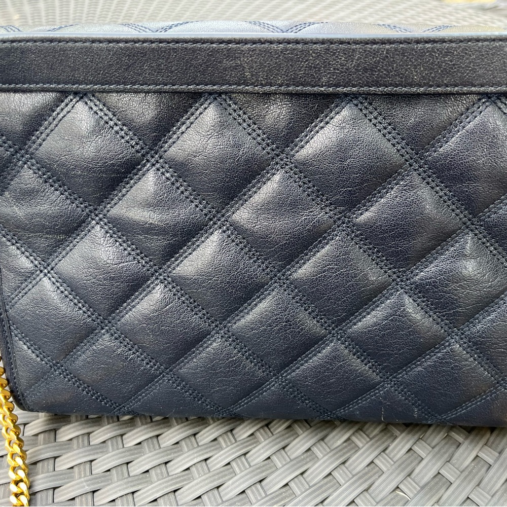 Saint Laurent  Quilted Leather Shoulder Bag in Navy with Gold YSL Logo - Picture 8 of 16